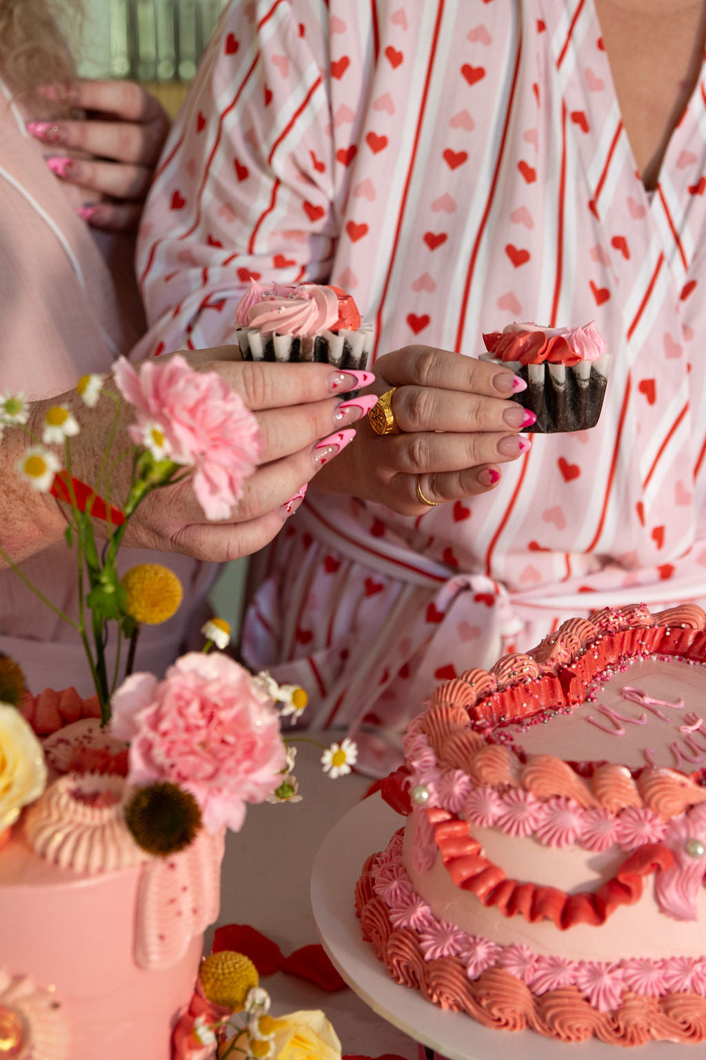 Sweetheart Short Robe (in stock in VIC)